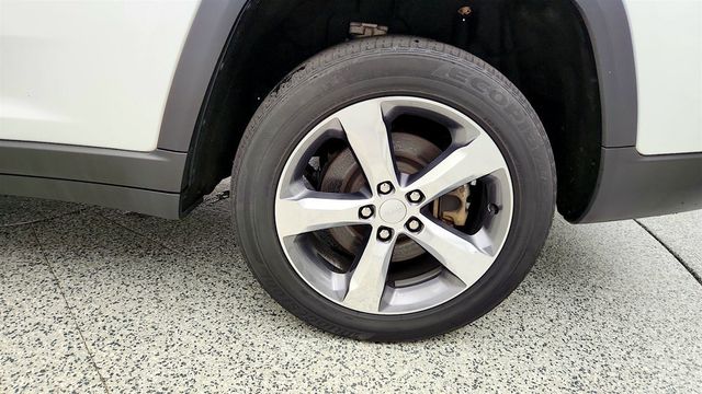 2022 Jeep Grand Cherokee L Limited 4x4 w/ 20'' Wheels & Uconnect 5 Nav - 23081759 - 8