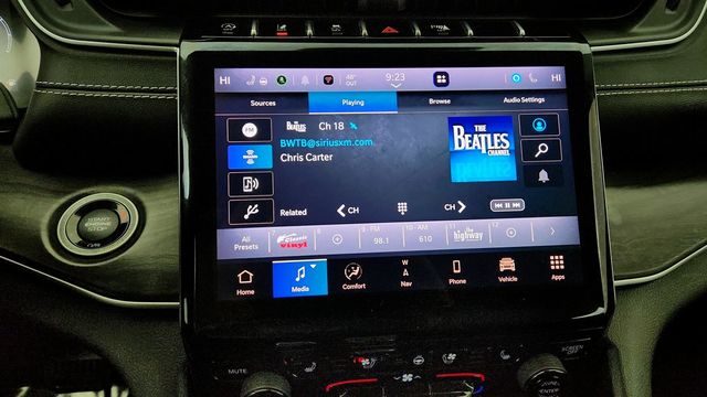 2022 Jeep Grand Cherokee L Limited 4x4 w/ Luxury Tech Group II, Dual-Pane Panoramic Sunroof - 22950721 - 16