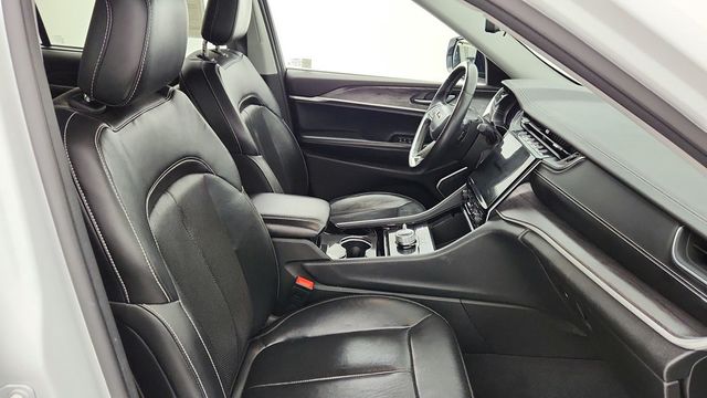 2022 Jeep Grand Cherokee L Limited 4x4 w/ Luxury Tech Group II, Dual-Pane Panoramic Sunroof - 22950721 - 24