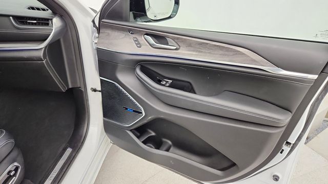 2022 Jeep Grand Cherokee L Overland 4x4 - 22948087 - 21