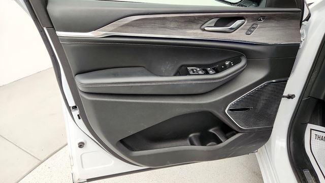 2022 Jeep Grand Cherokee L Overland 4x4 - 22948087 - 23