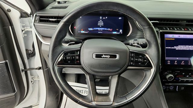 2022 Jeep Grand Cherokee L Overland 4x4 with Luxury Tech IV & Uconnect 5 10.1'' Navigation - 22948087 - 13