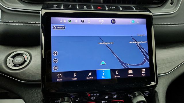 2022 Jeep Grand Cherokee L Overland 4x4 with Luxury Tech IV & Uconnect 5 10.1'' Navigation - 22948087 - 17