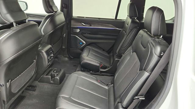 2022 Jeep Grand Cherokee L Overland 4x4 with Luxury Tech IV & Uconnect 5 10.1'' Navigation - 22948087 - 20