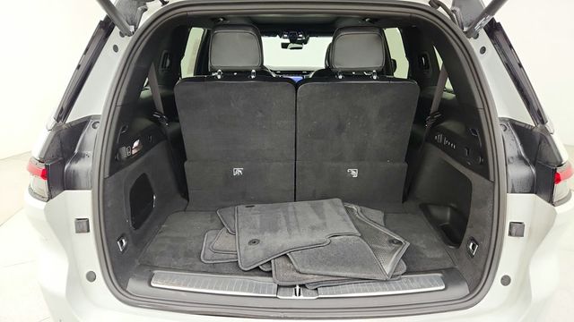 2022 Jeep Grand Cherokee L Overland 4x4 with Luxury Tech IV & Uconnect 5 10.1'' Navigation - 22948087 - 22