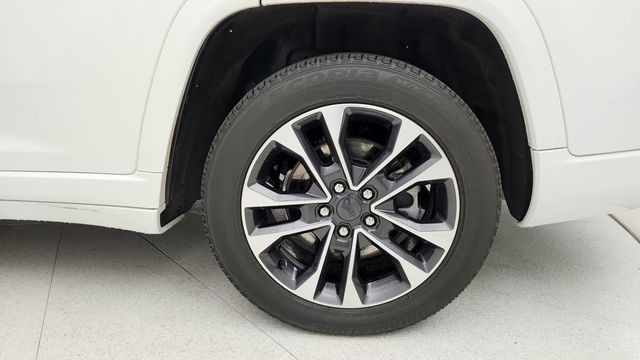 2022 Jeep Grand Cherokee L Overland 4x4 with Luxury Tech IV & Uconnect 5 10.1'' Navigation - 22948087 - 8