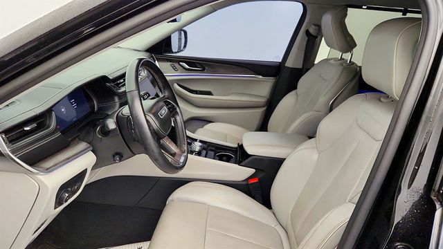 2022 Jeep Grand Cherokee L Overland 4x4 with Luxury Tech IV & Uconnect 5 10.1'' Navigation - 22961892 - 18