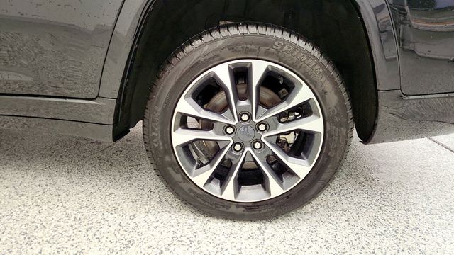 2022 Jeep Grand Cherokee L Overland 4x4 with Luxury Tech IV & Uconnect 5 10.1'' Navigation - 22961892 - 8