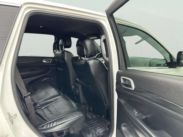 2022 Jeep Grand Cherokee WK Laredo E 4x4 - 23046473 - 17