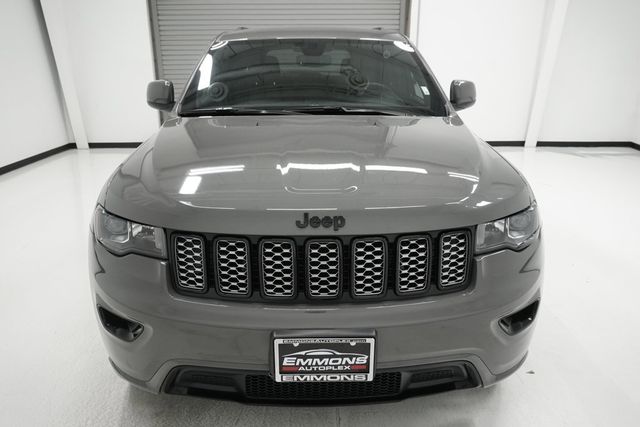 2022 Jeep Grand Cherokee WK Laredo X 4x2 - 22942525 - 1