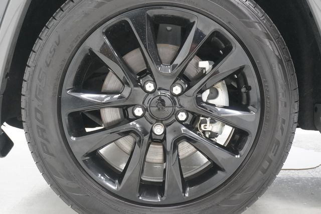 2022 Jeep Grand Cherokee WK Laredo X 4x2 - 22942525 - 24