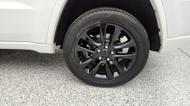 2022 Jeep Grand Cherokee WK Laredo X 4x4 with Altitude Appearance Package & Power Sunroof - 22955033 - 8