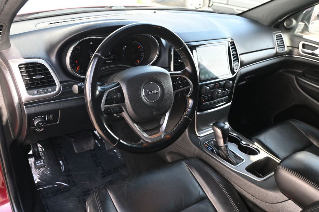 Jeep Grand Cherokee photo 8