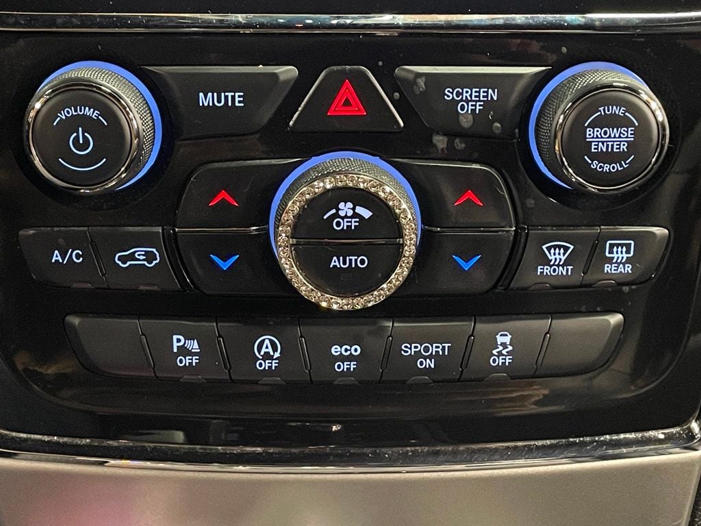 2022 Jeep Grand Cherokee WK Limited 4x4 - 22968183 - 34