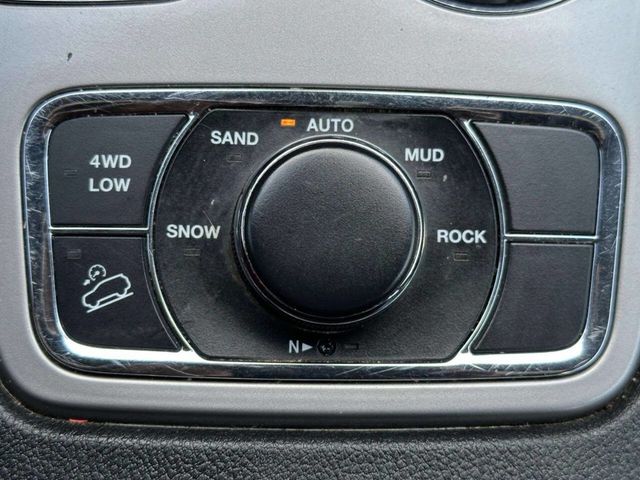 2022 Jeep Grand Cherokee WK Limited 4x4 - 23050932 - 35