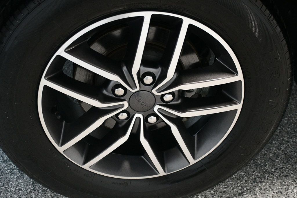 2022 Jeep Grand Cherokee WK Limited 4x4 - 22984356 - 19