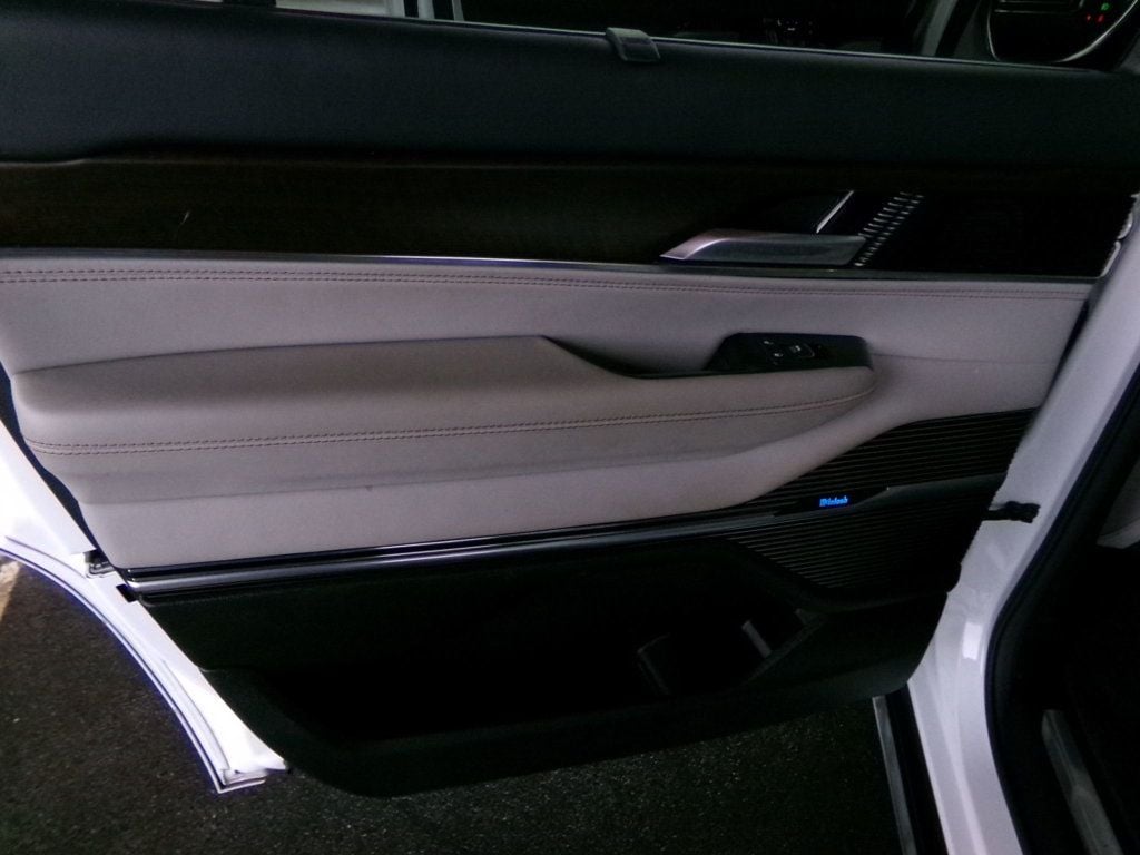 2022 Jeep Grand Wagoneer ENTERTAIN GROUP - 22984655 - 6