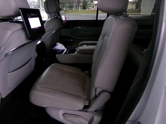 2022 Jeep Grand Wagoneer ENTERTAIN GROUP - 22984655 - 7