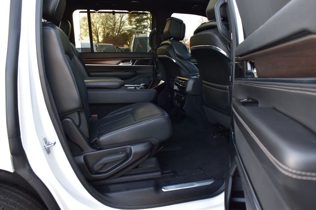 2022 Jeep Grand Wagoneer Series I 4x4 - 22962629 - 21