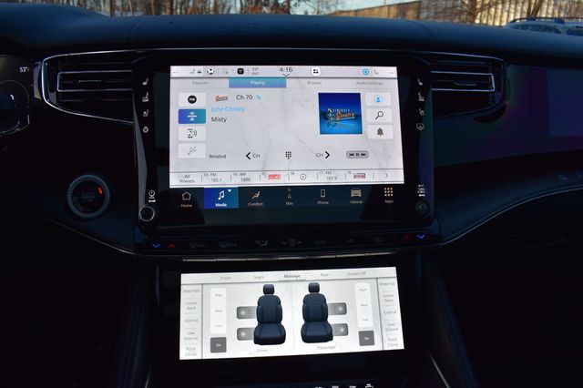 2022 Jeep Grand Wagoneer Series I 4x4 - 22962629 - 39