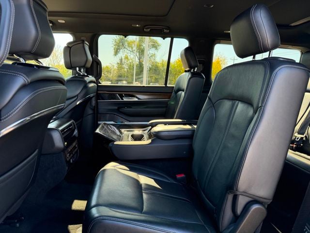 2022 Jeep Grand Wagoneer Series I 4x4 - 23097925 - 21