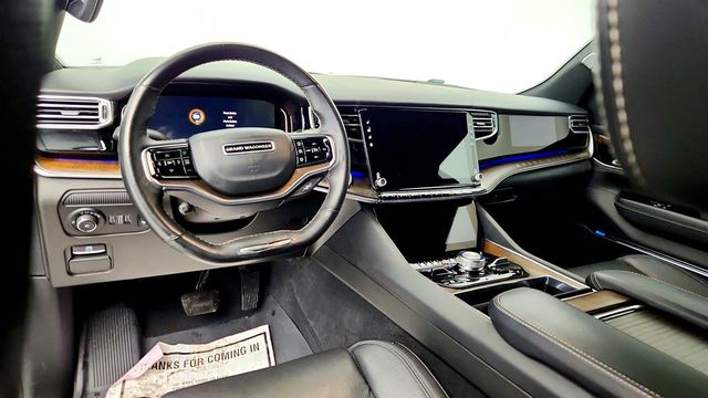 2022 Jeep Grand Wagoneer Series I 4x4 w/ Fr Passenger Interactive Display, Flexible Seats - 22961312 - 10