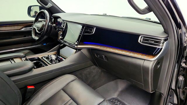 2022 Jeep Grand Wagoneer Series I 4x4 w/ Fr Passenger Interactive Display, Flexible Seats - 22961312 - 24