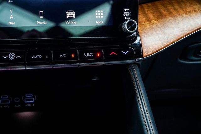 2022 Jeep Grand Wagoneer Series II - 22961503 - 24