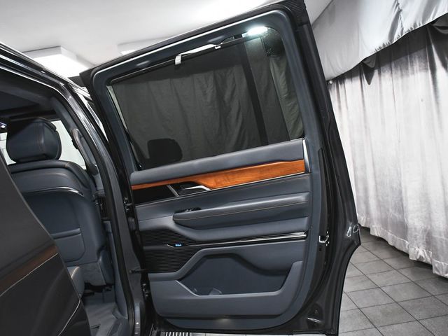 2022 Jeep Grand Wagoneer Series II - 23035225 - 13