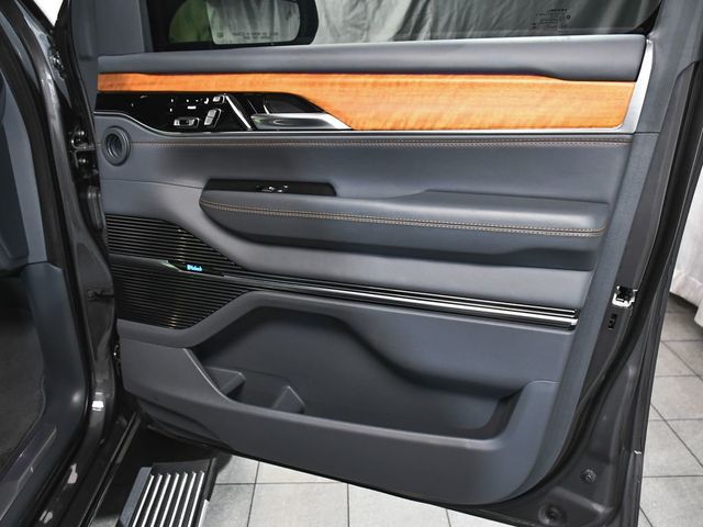 2022 Jeep Grand Wagoneer Series II - 23035225 - 15