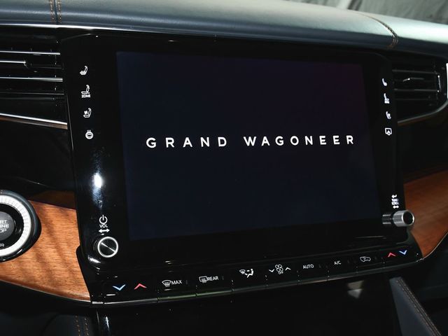2022 Jeep Grand Wagoneer Series II - 23035225 - 22