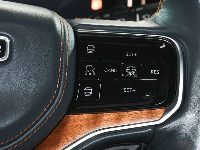 2022 Jeep Grand Wagoneer Series II - 23035225 - 35