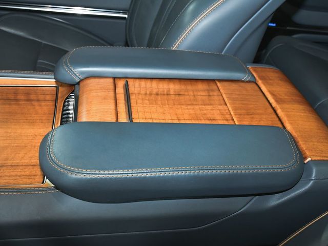 2022 Jeep Grand Wagoneer Series II - 23035225 - 43