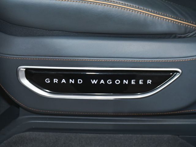 2022 Jeep Grand Wagoneer Series II - 23035225 - 46