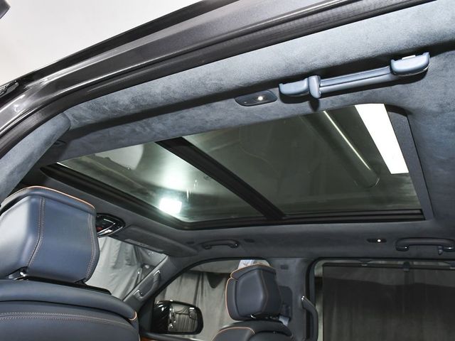 2022 Jeep Grand Wagoneer Series II - 23035225 - 48