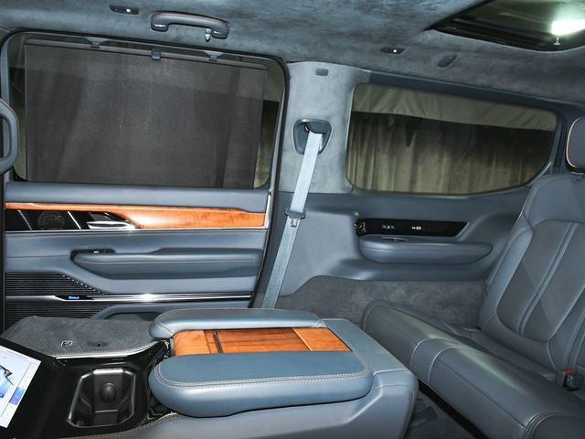 2022 Jeep Grand Wagoneer Series II - 23035225 - 55