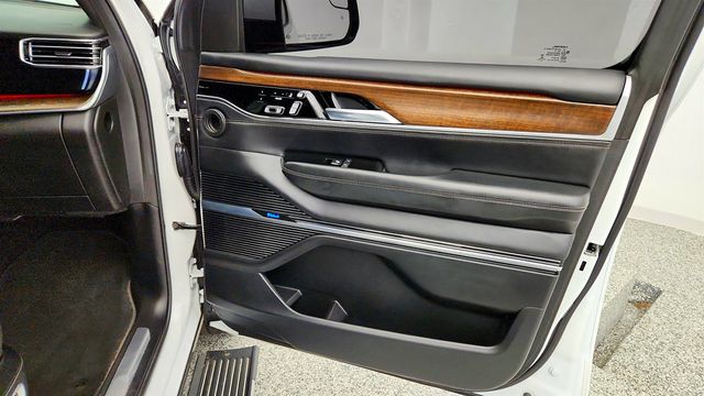 2022 Jeep Grand Wagoneer Series II 4x4 - 23034760 - 25