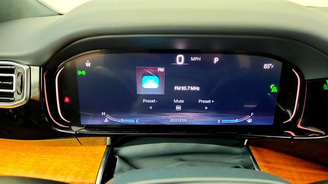 2022 Jeep Grand Wagoneer Series II 4x4 w/ Convenience Group & Passenger Display - 23042726 - 14