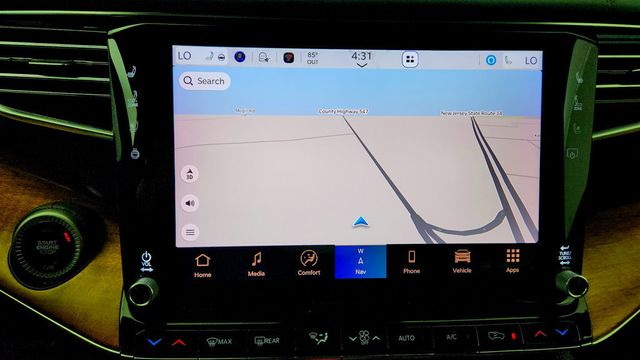 2022 Jeep Grand Wagoneer Series II 4x4 w/ Convenience Group & Passenger Display - 23042726 - 18