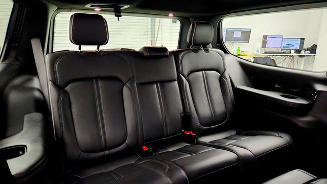 2022 Jeep Grand Wagoneer Series II 4x4 w/ Fr. Passenger Interactive Display & 22'' Wheels - 23034760 - 22