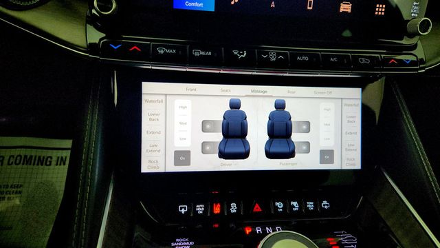 2022 Jeep Grand Wagoneer Series II 4x4 w/ Rear Seat Entertainment & 22'' Premium Wheels - 23000651 - 17