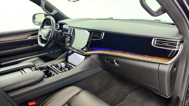 2022 Jeep Grand Wagoneer Series II 4x4 w/ Rear Seat Entertainment & 22'' Premium Wheels - 23000651 - 29