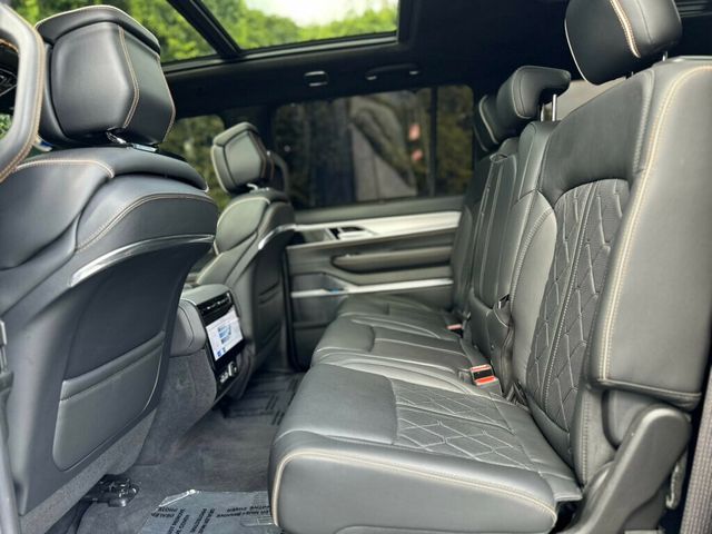 2022 Jeep Grand Wagoneer Series III 4x4 - 22907444 - 27