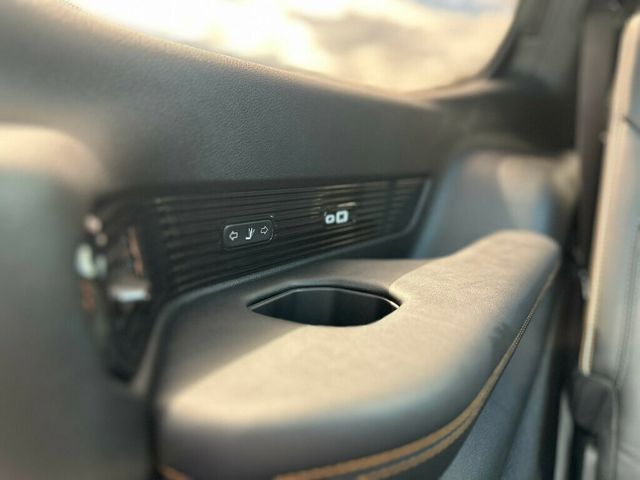 2022 Jeep Grand Wagoneer Series III 4x4 - 22907444 - 37