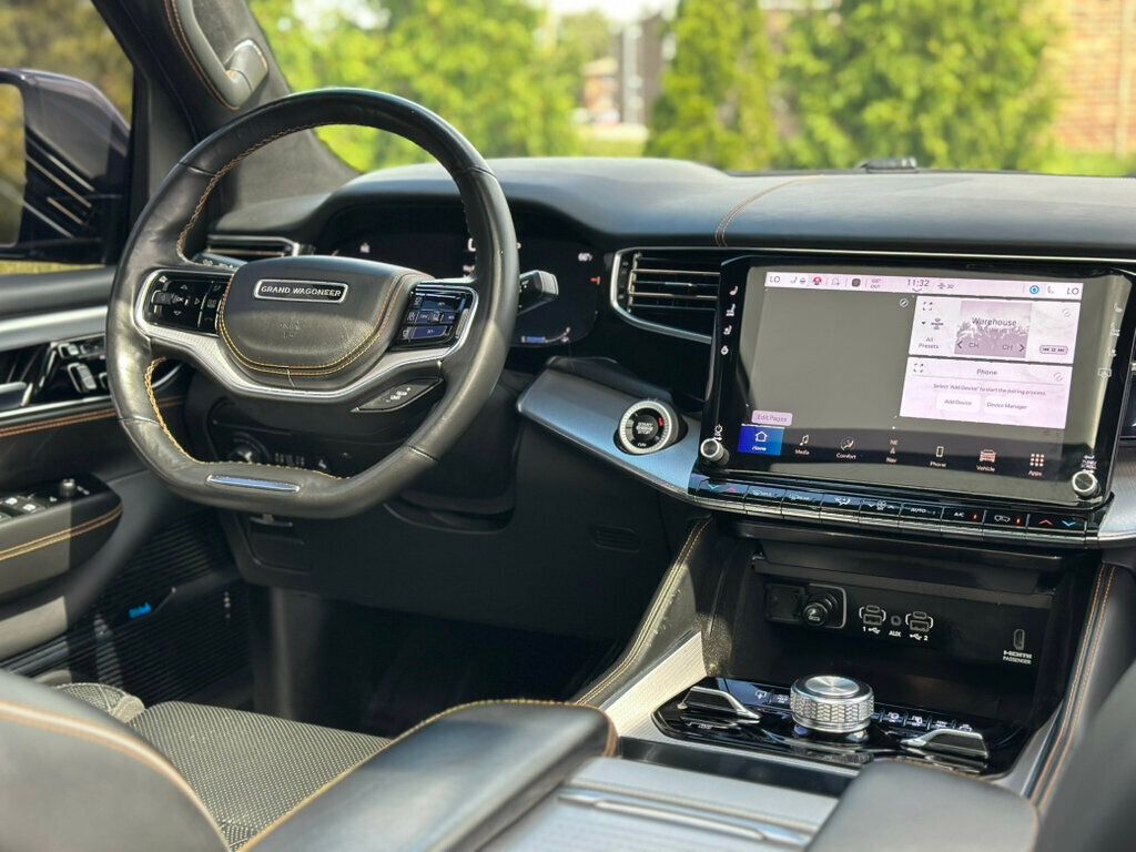 2022 Jeep Grand Wagoneer III photo 38