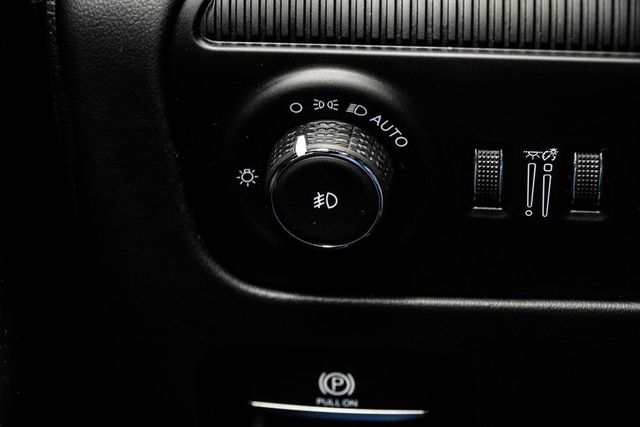 2022 Jeep Grand Wagoneer Series III 4x4 - 22973208 - 28