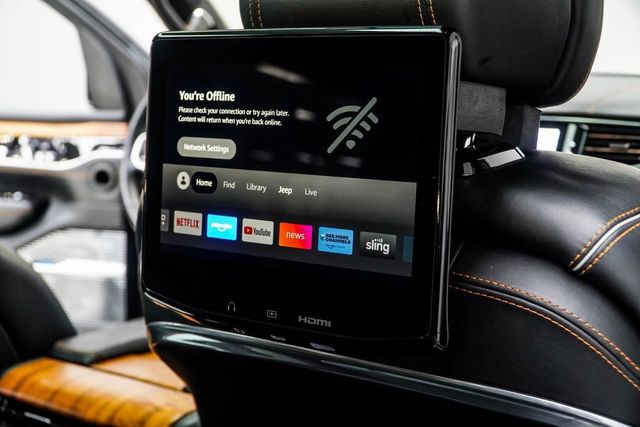 2022 Jeep Grand Wagoneer Series III 4x4 - 22973208 - 39