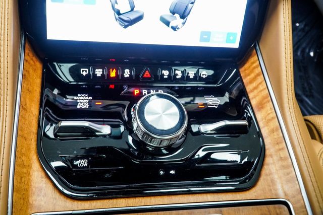 2022 Jeep Grand Wagoneer Series III 4x4 - 22934410 - 18