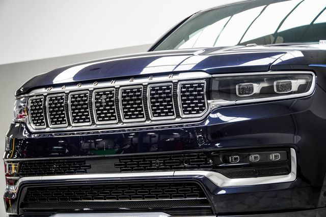 2022 Jeep Grand Wagoneer Series III 4x4 - 22934410 - 1