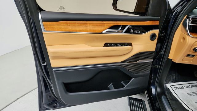 2022 Jeep Grand Wagoneer Series III 4x4 - 22945946 - 10